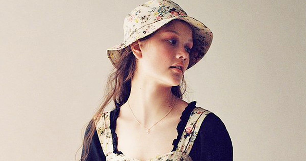 Urban Outfitters x Laura Ashley Linen Blend Floral Bucket Hat ‘90s The Laura Ashley x Urban Outfitters Collab Is So  main image 2