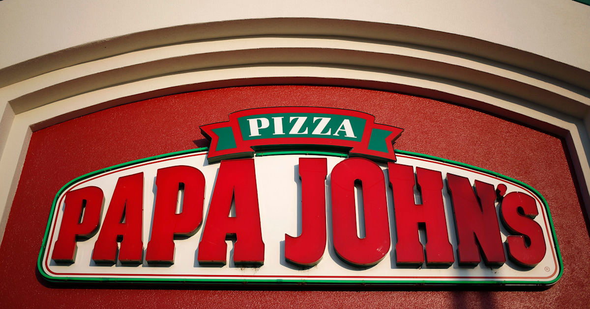 Papa John's John Schnatter replaced in new pizza chain ads