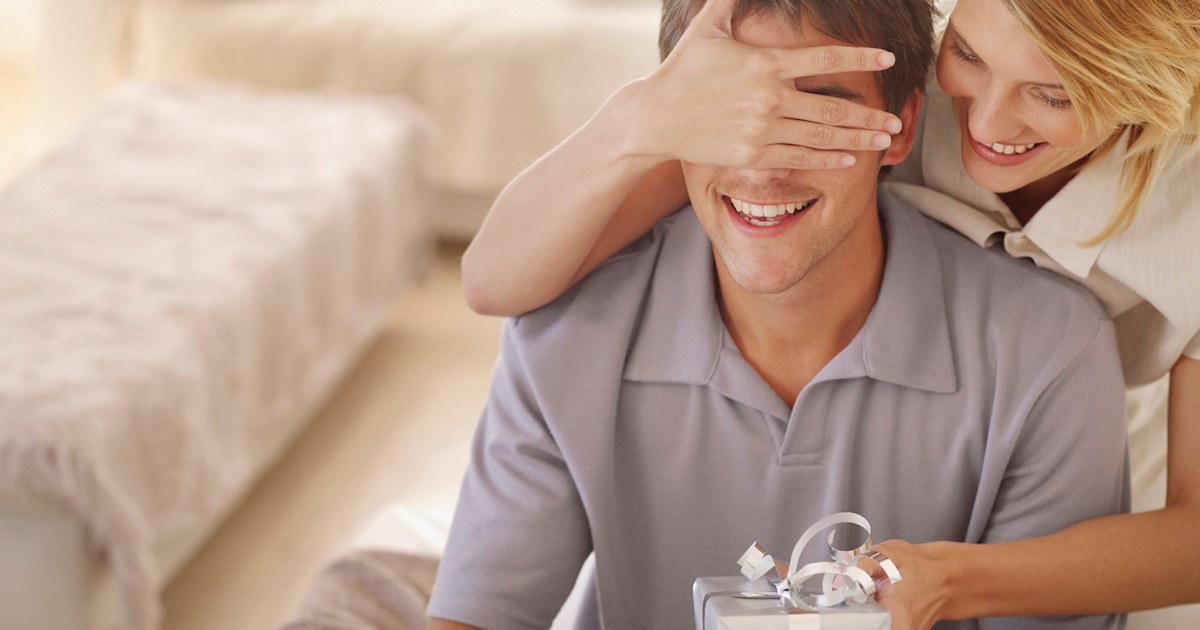 The Best Gift Ideas For Boyfriends 14 Cute Boyfriend Gifts For Any Occasion