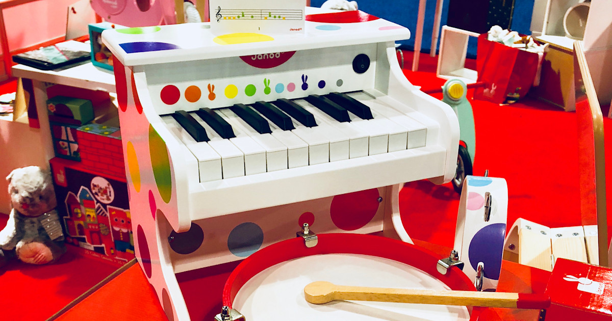 Janod toy piano 2025