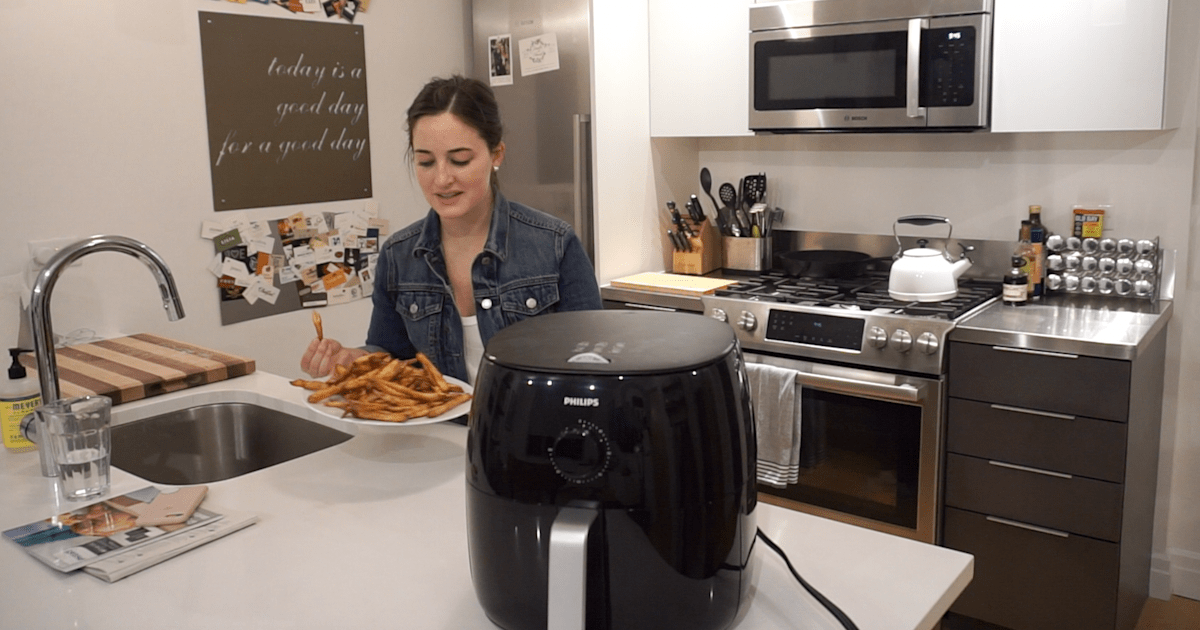 We cooked an entire chicken in 40 minutes with this popular air fryer