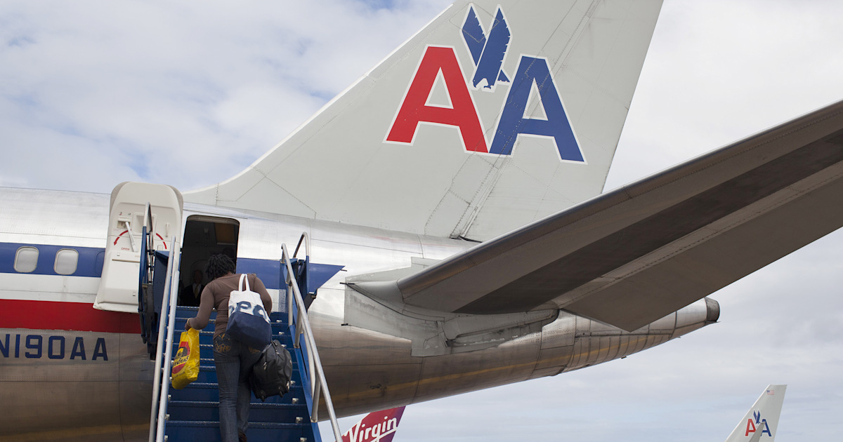 American Airlines will allow passengers with nut allergies to board early
