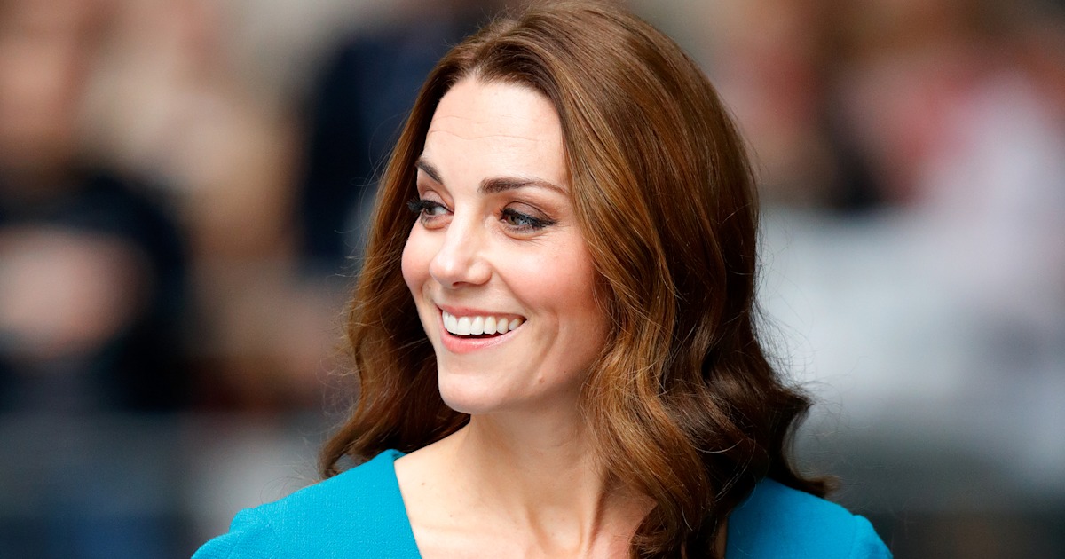 Former Kate Middleton rocked the perfect holiday hair accessory