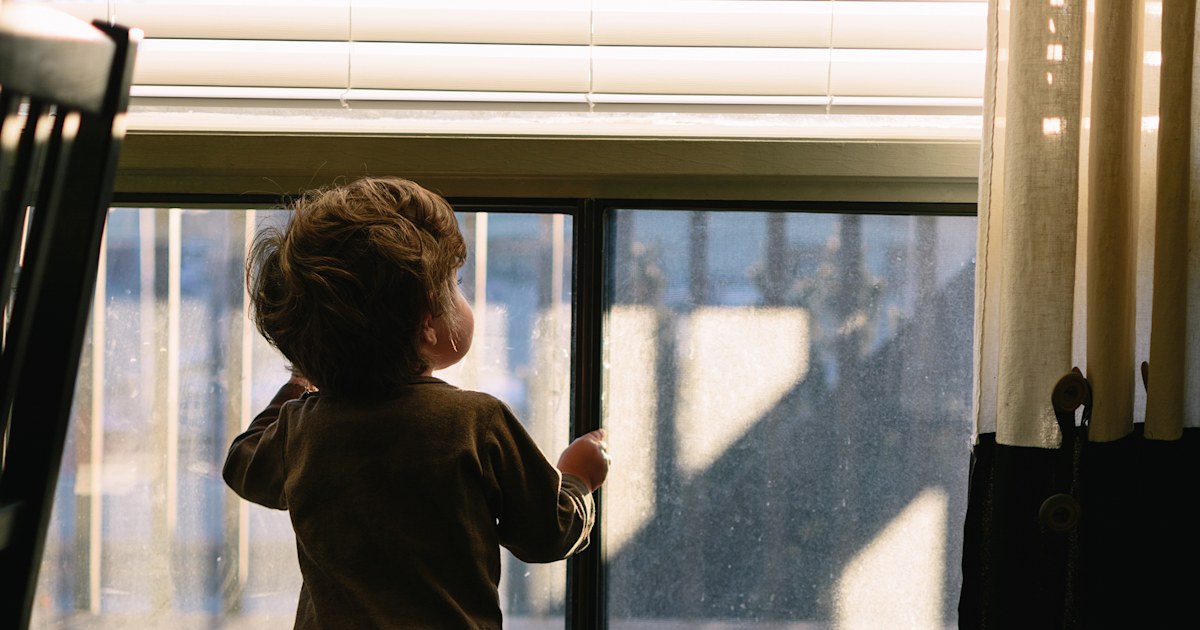 New window blinds standards to prevent child death take effect