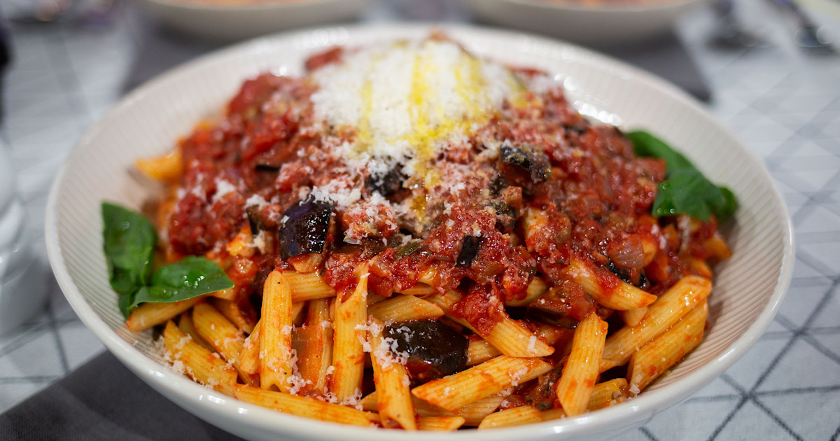 Bobby Flay's Eggplant Bolognese Recipe