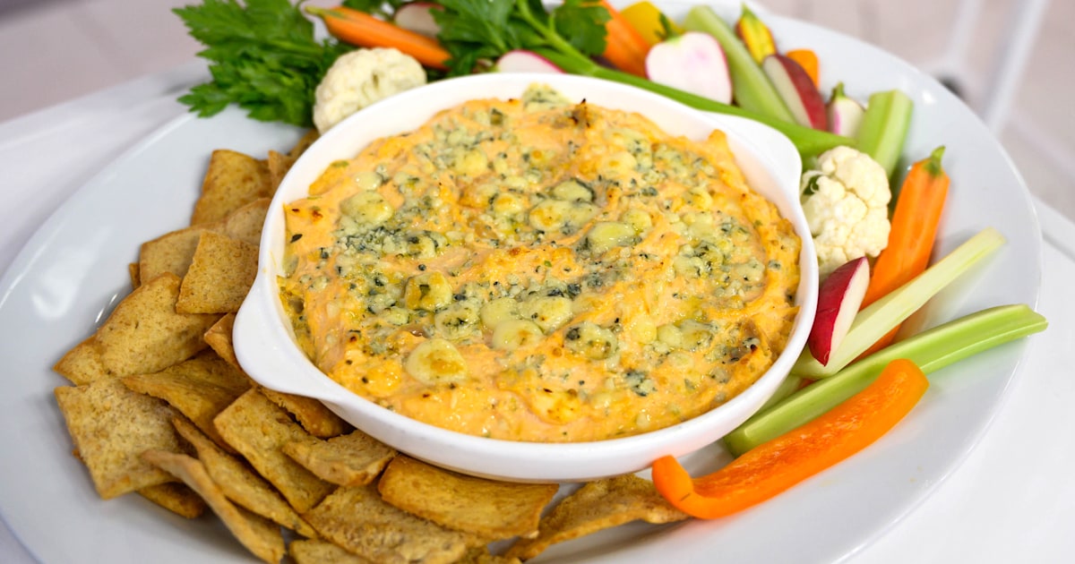 Healthy Buffalo Chicken Dip Recipe