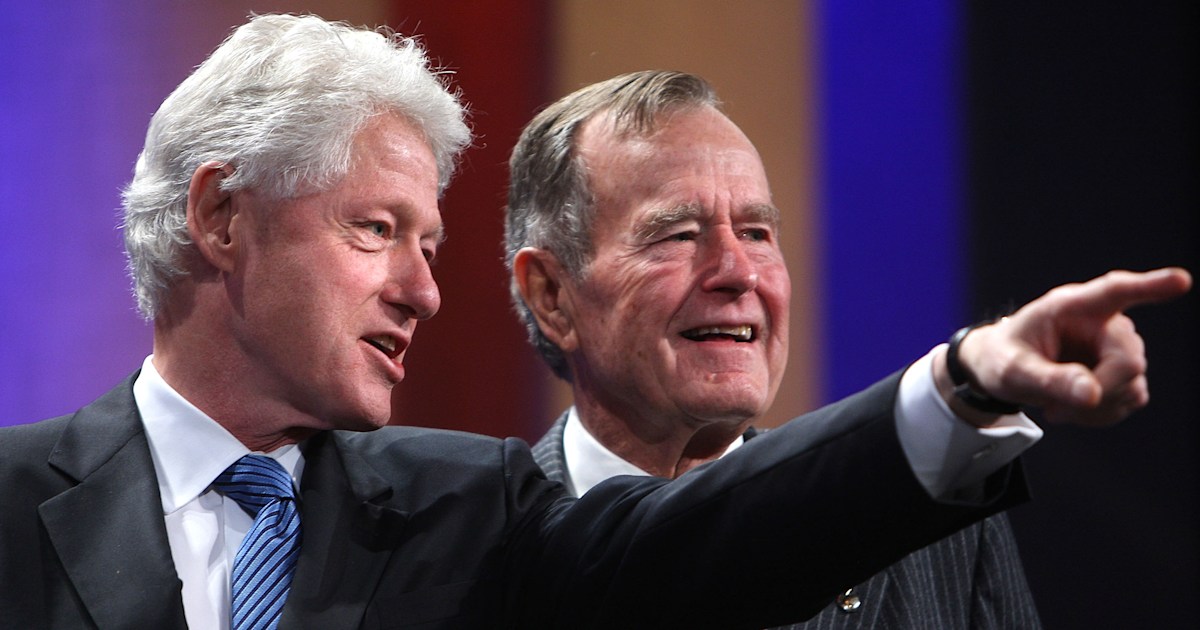 Bill Clinton honored 'dear friends' H.W. and Barbara Bush on