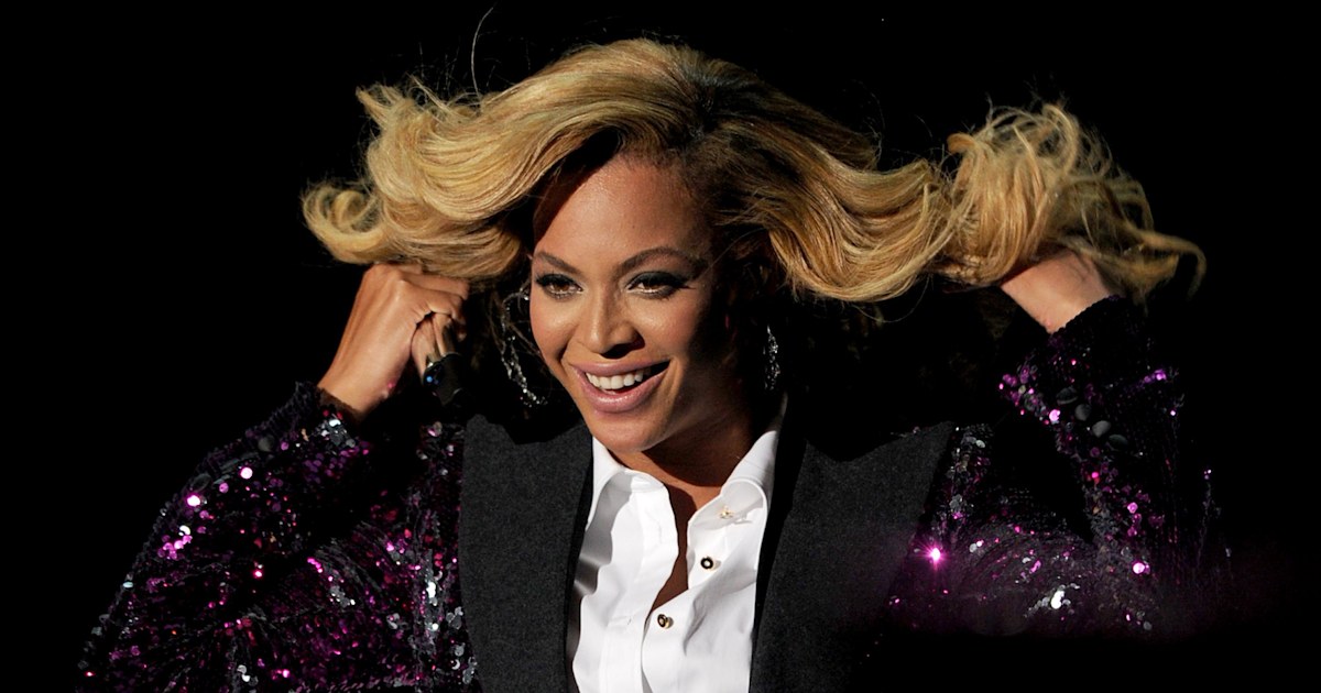 Beyonce's hair is the darkest color it's been in years — see her new look!