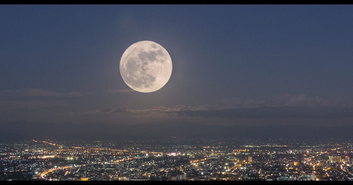 What are 'moonquakes'? Why the moon is shrinking and shaking