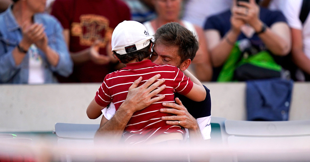 Nicolas Mahut's son runs onto court to hug him after emotional French