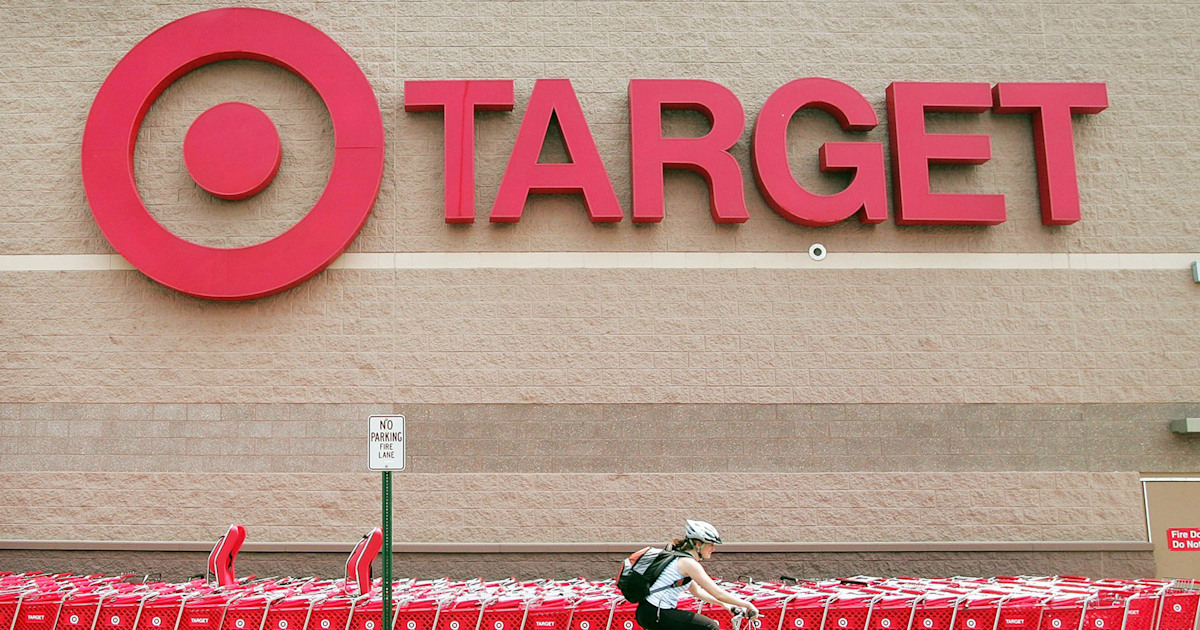 Target is closing stores on Thanksgiving Day for the 1st time since 2011