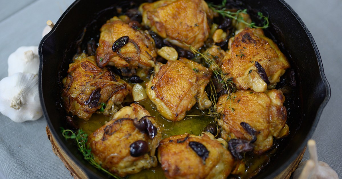 Head of Garlic Chicken Thighs Recipe