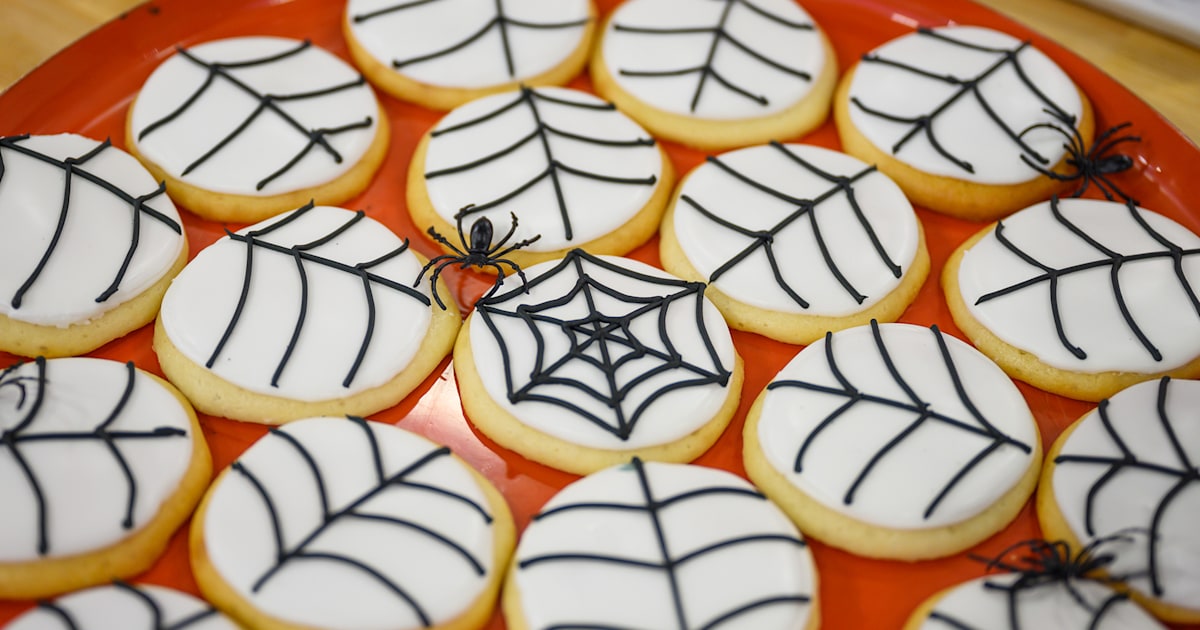 18 Halloween cookie recipes to bake this spooky season