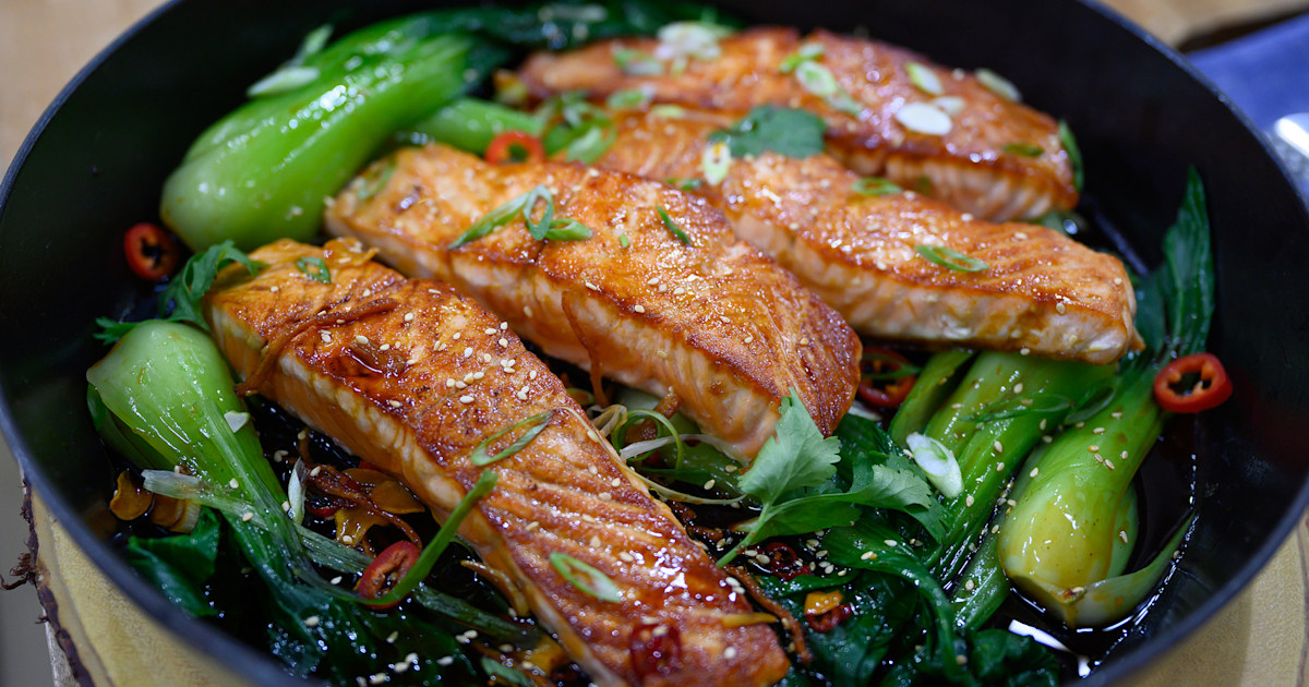 Vietnamese Caramel Salmon With Steamed Ginger Rice, Recipe