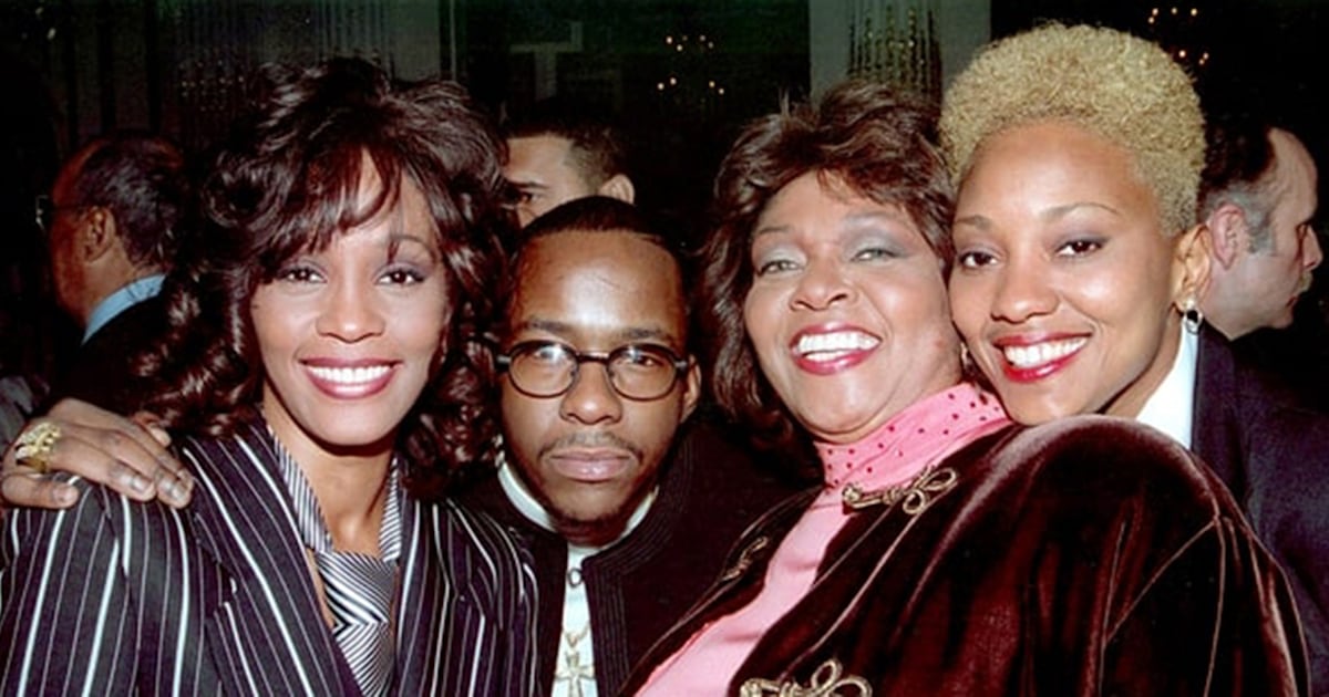 Whitney Houston's friend Robyn Crawford details their romantic