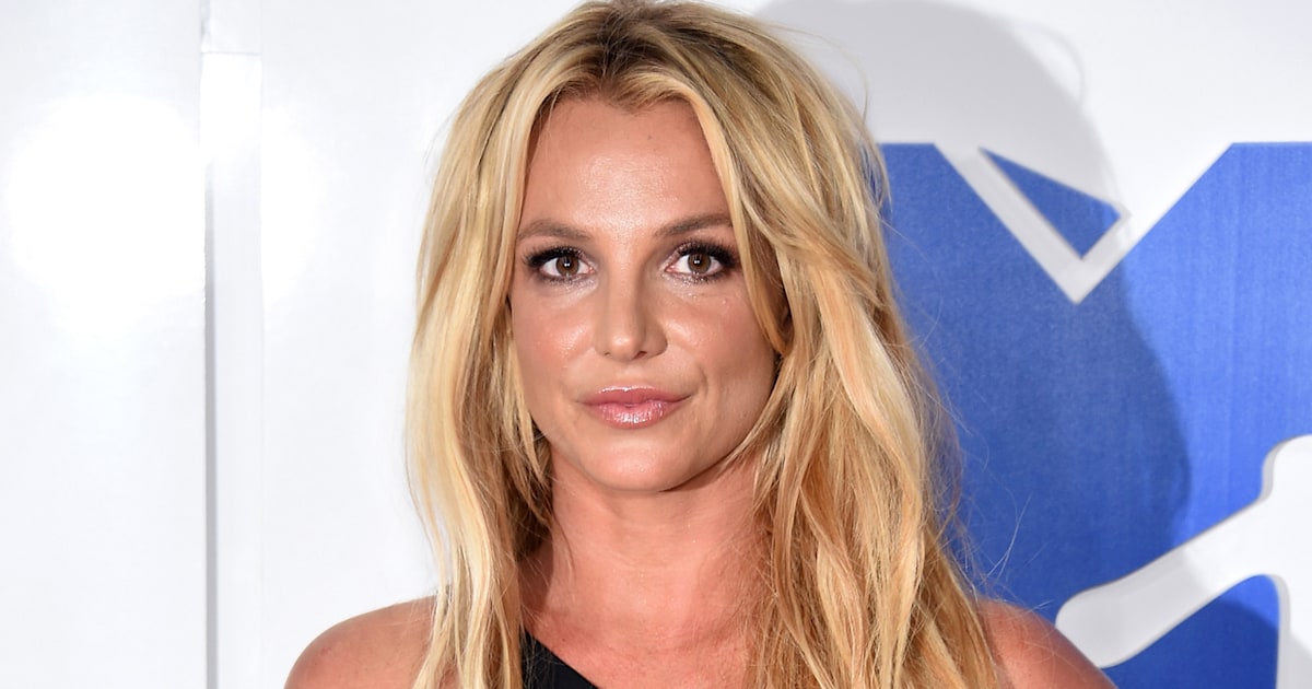 Britney Spears says it’s hard to share on social media ‘People say the