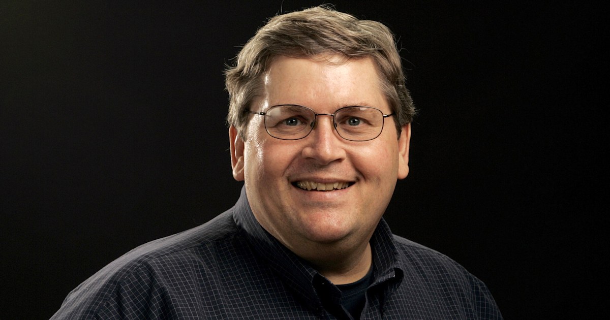 Reporter writes his own obituary that will make you laugh and cry