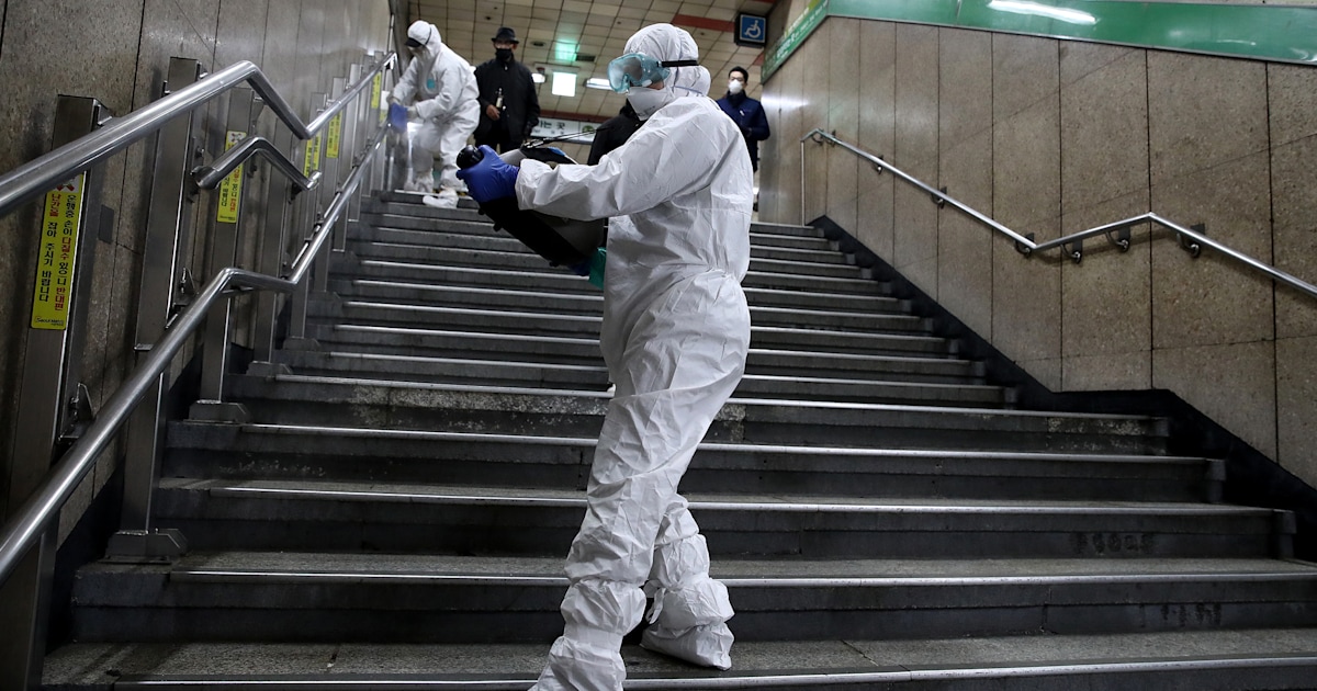 U.S. takes steps to prepare for pandemic as global coronavirus cases rise