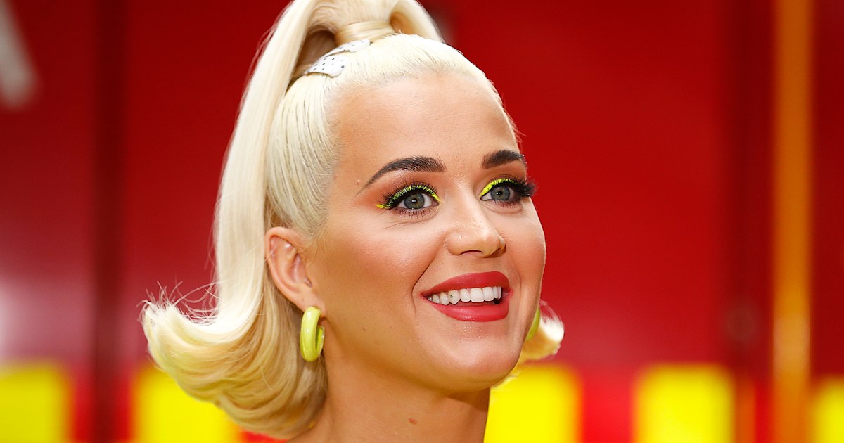 1200px x 630px - Katy Perry posts pic in nursing bra days after having baby