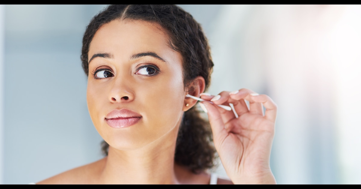 How To Remove Stubborn Earwax At Home According To Experts