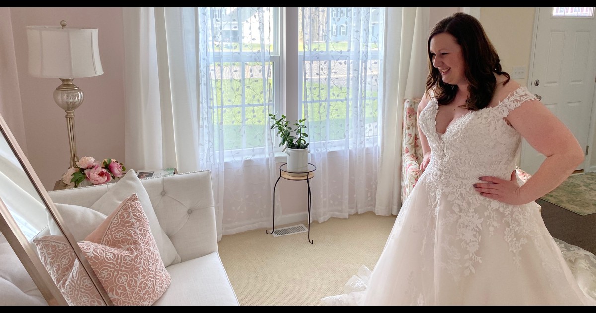 try on wedding dresses virtually