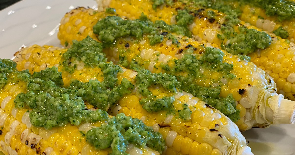 Jazz up grilled corn with a fresh broccoli-and-herb chimichurri