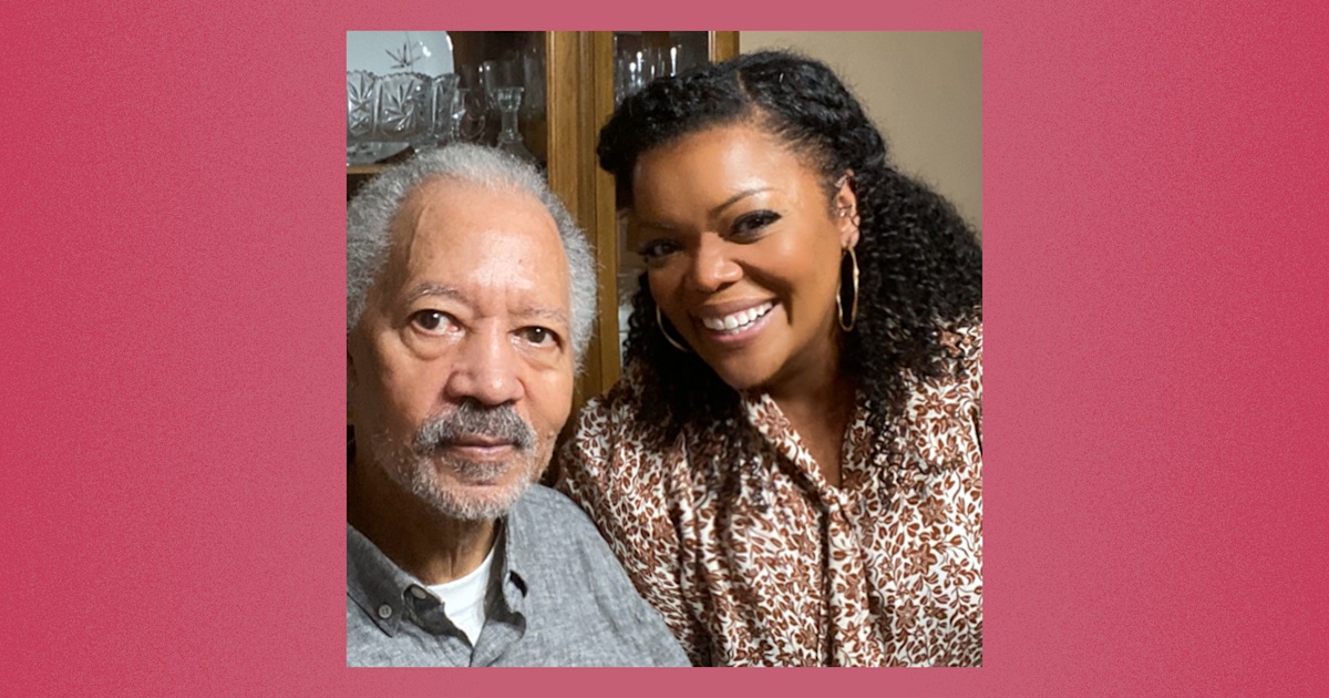 Alzheimer caregiver Yvette Nicole Brown shares caregiving tips