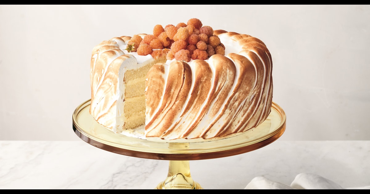 Martha Stewart S Lemon Mousse Cake Recipe Cornstarch, pure vanilla extract, limes, unsalted butter, confectioners sugar and 3 more. martha stewart s lemon mousse cake recipe