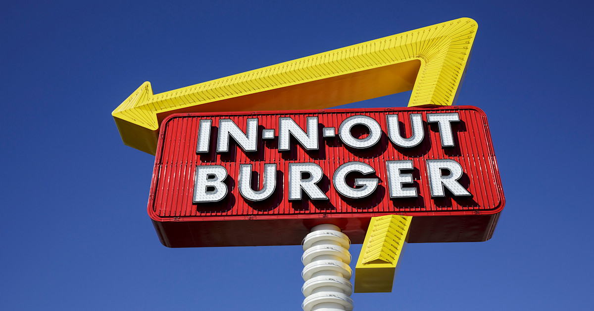 There'S A 12-Hour Line At The 1St Colorado In-N-Out Burger Location