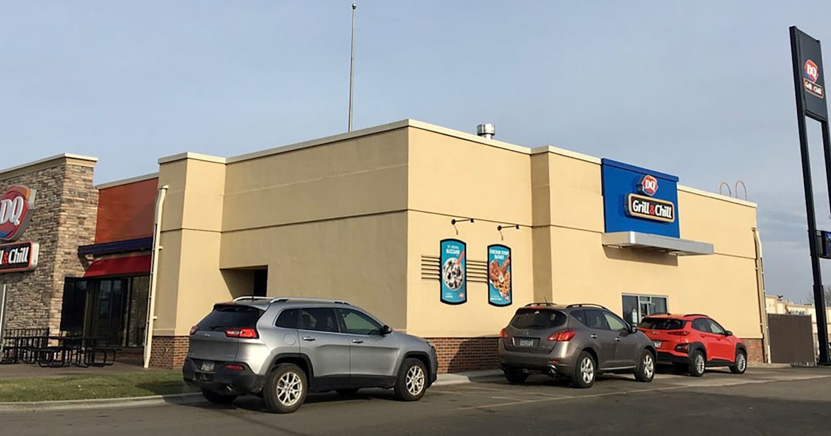 Over 900 cars paid for each other's meals at Dairy Queen