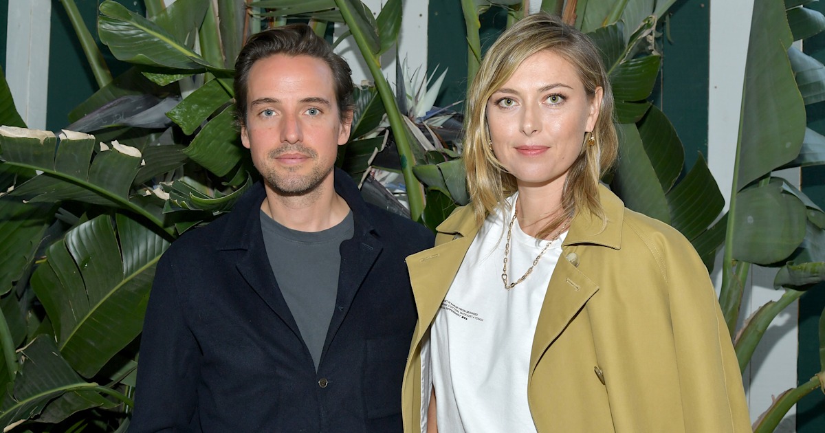 Maria Sharapova Engaged To Alexander Gilkes See The Announcement