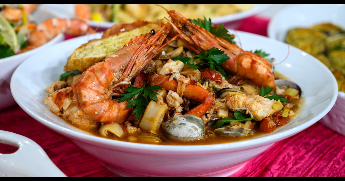 Feast Of The Seven Fishes Origin And Italian Seafood Recipes