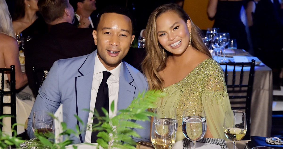 Chrissy Teigen got a tattoo of John Legend’s song lyrics down her spine