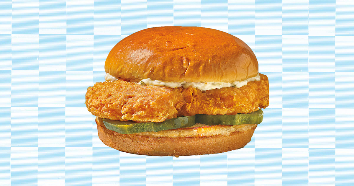 Popeyes introduces its firstever fried fish sandwich TODAY