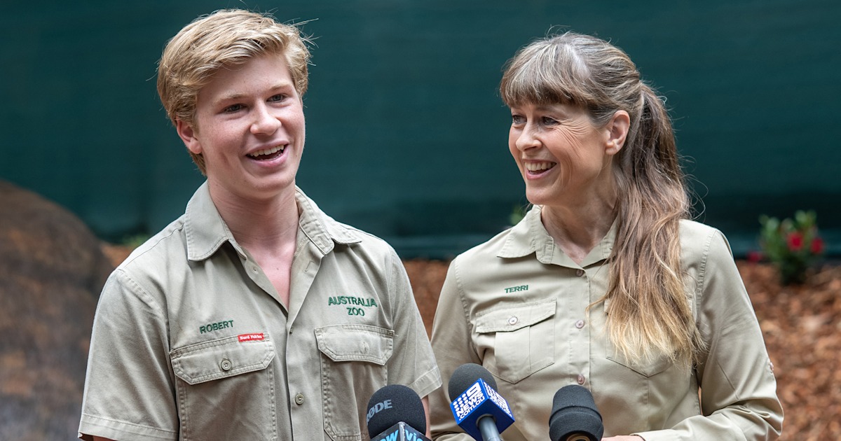Terri Irwin responds when Robert jokes Bindi is 'massive'