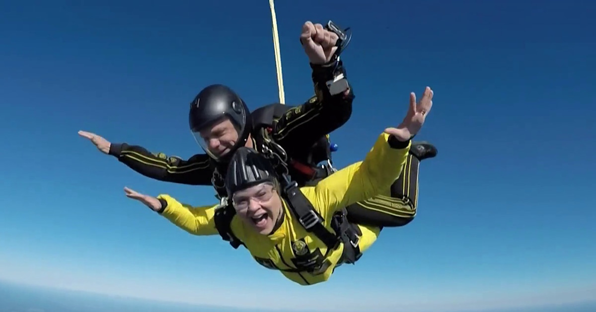 Watch Jenna Bush Hager skydive live on TODAY to honor her grandfather