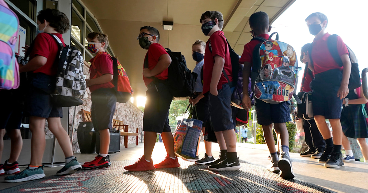 Texas school district temporarily closes after 2 teachers die of COVID-19