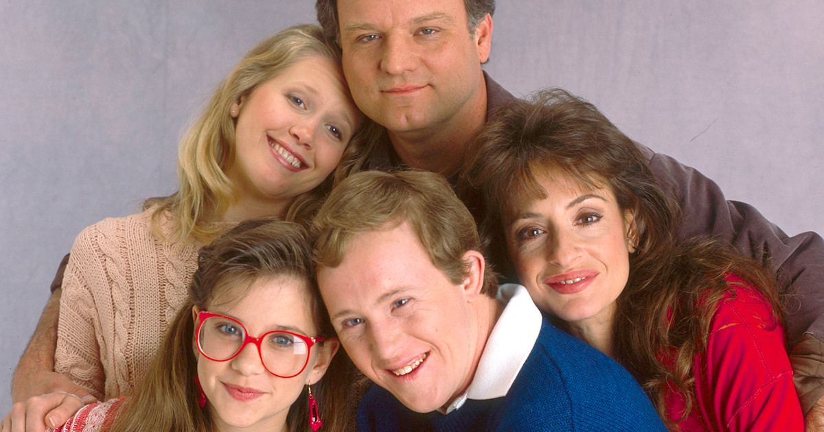 'Life Goes On' gets reboot with Kellie Martin