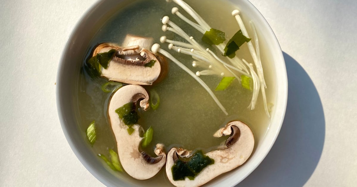 Mushroom miso soup hotsell