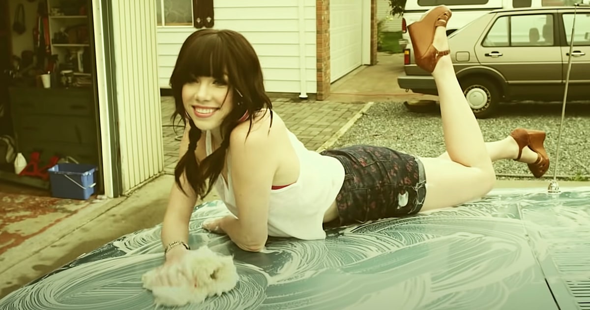 Call Me Maybe Turns 10 Carly Rae Jepsen Reflects On Pop Hit