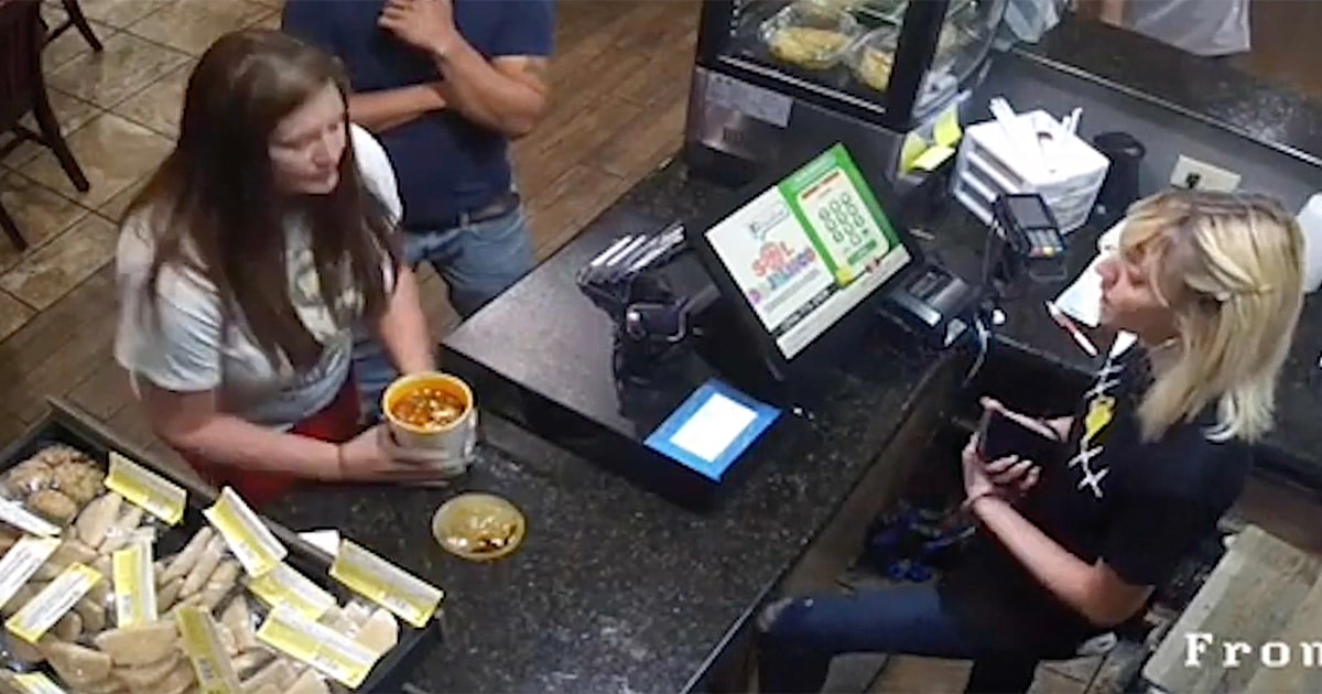 Texas woman throws soup at manager's face on video TODAY