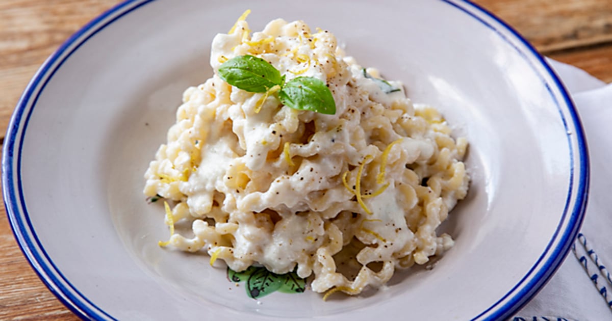 The Pasta Queen tosses pasta with a lemony ricotta sauce for a quick dinner