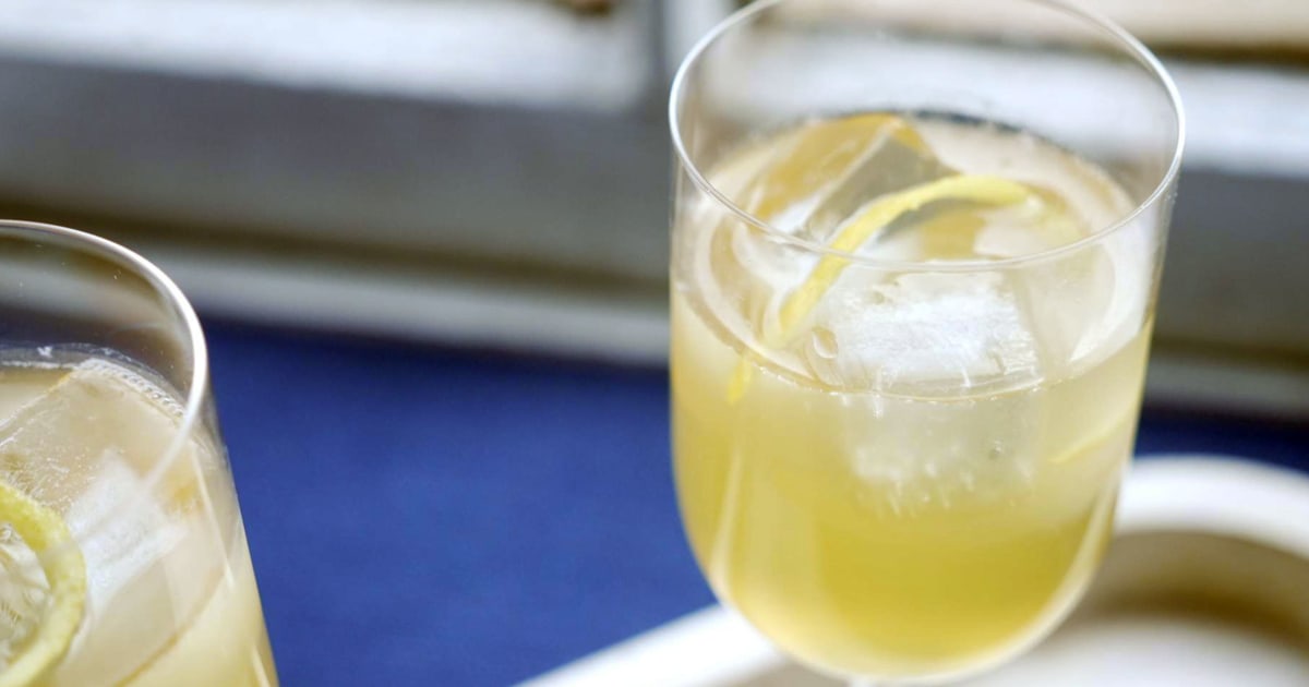 Tangy Gin and Passionfruit Juice Recipe