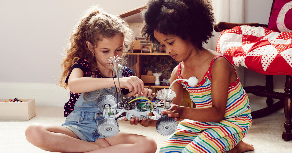 According to The Toy Insider: 30 of the most popular toys for 2022