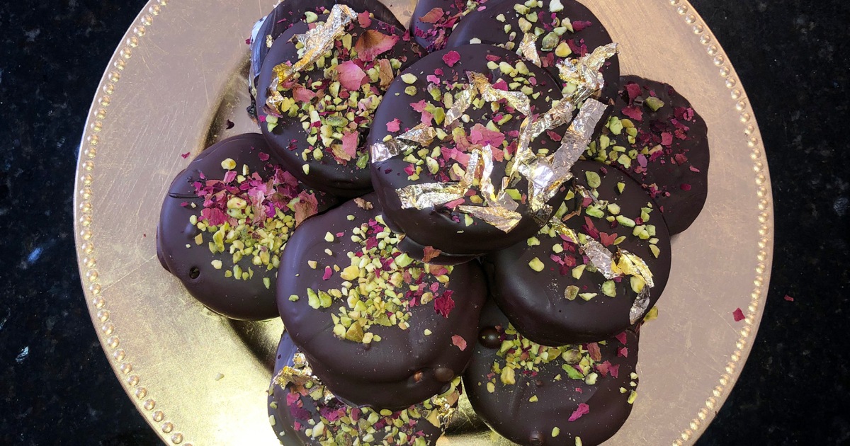 MoonPie-Inspired Whiskey Sandwich Cookies Recipe