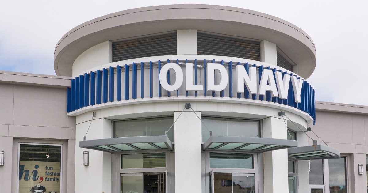 Old Navy just doubled its collection of dresses with pockets — 10 to