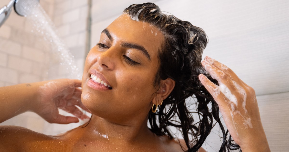 Does hard water damage hair? We asked the experts to weigh in