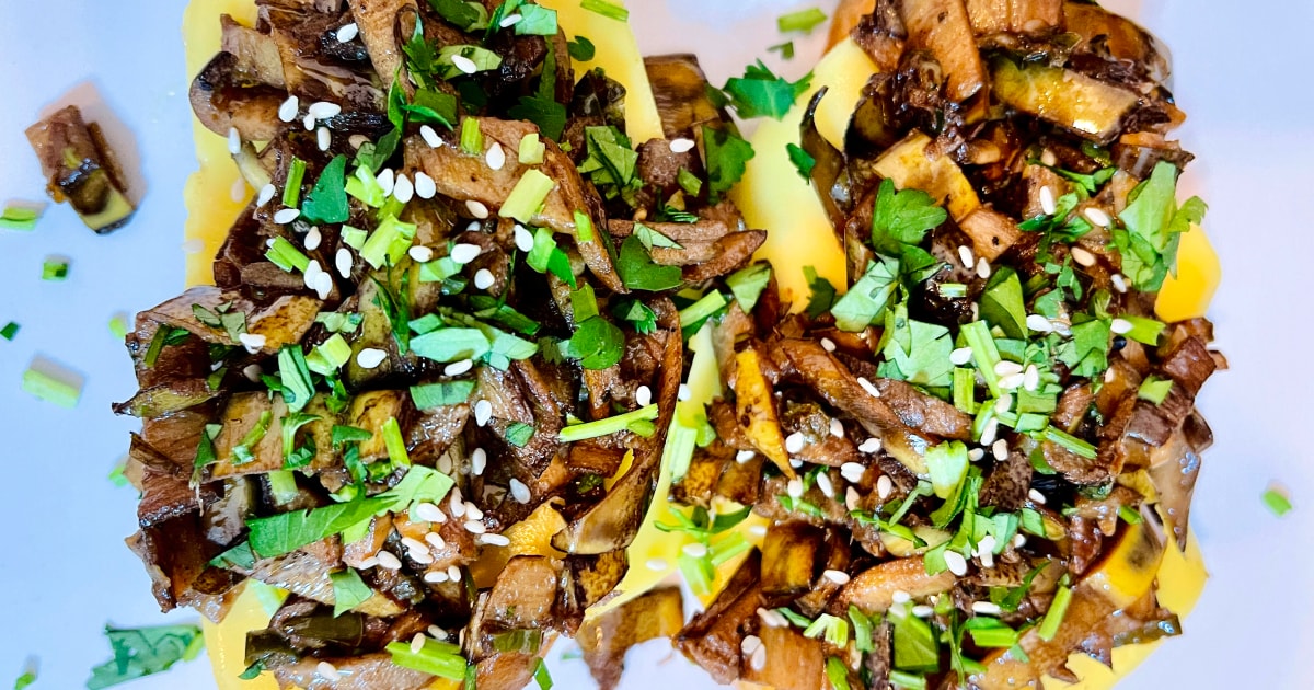 Spicy Banana Peel 'Pulled Pork' Recipe