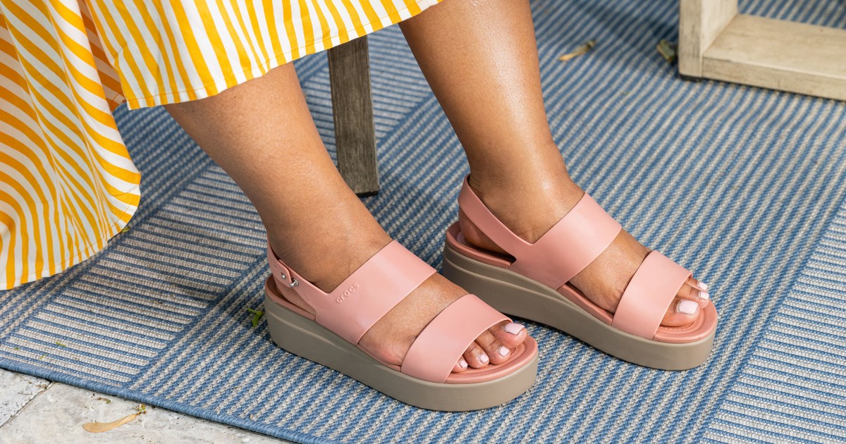 Amazon.com | JABASIC Women Flat Sandals Open Toe Ankle Strap Sandals  (6,Black) | Flats