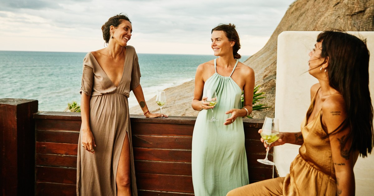 What to Wear to a Beach Wedding